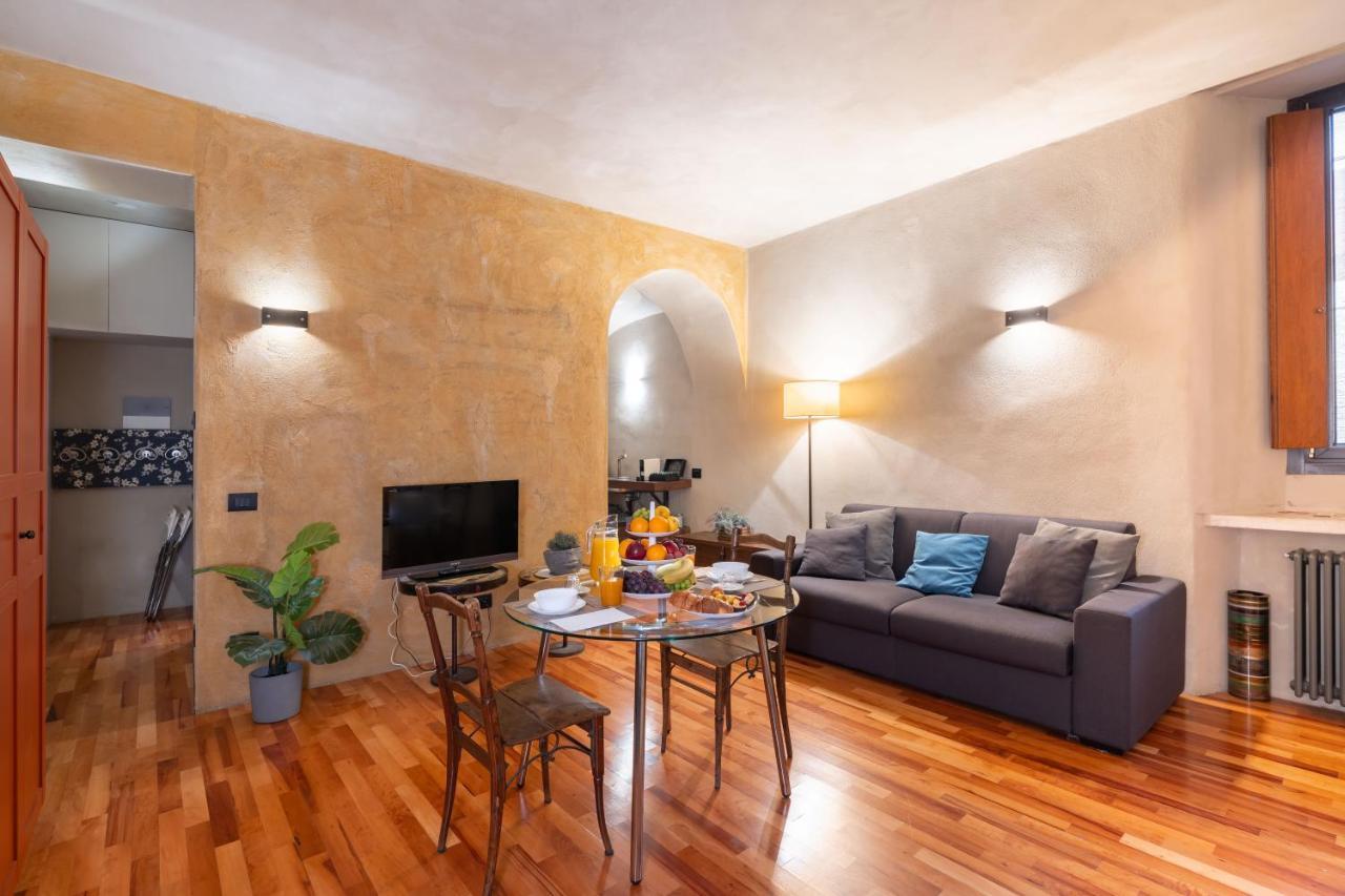 Il Garbo Apartments And Suite Верона Екстер'єр фото